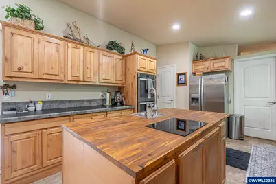 290 SW Newton Dr, Waldport, OR 97394 - Photo 12