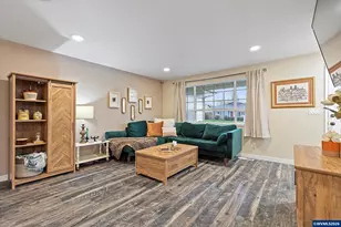 4637 Sunflower Way NE, Salem, OR 97305 - Photo 4