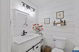 4637 Sunflower Way NE, Salem, OR 97305 - Photo 20