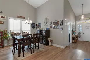 5251 Davis St SE, Turner, OR 97392 - Photo 12