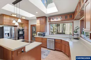 38597 Shady Oak Rd NE, Albany, OR 97322 - Photo 12