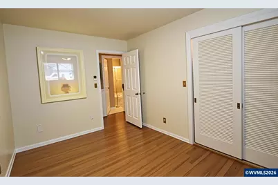 240 NW Baker Creek Rd, McMinnville, OR 97128 - Photo 14