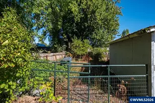1145 43rd Ave, Sweet Home, OR 97386 - Photo 6