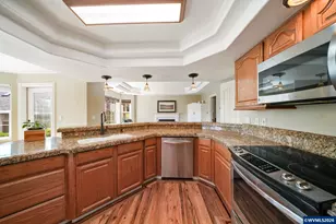 37310 Fawn Dr Dr, Lebanon, OR 97355 - Photo 6