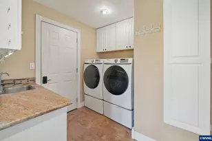 37310 Fawn Dr Dr, Lebanon, OR 97355 - Photo 24