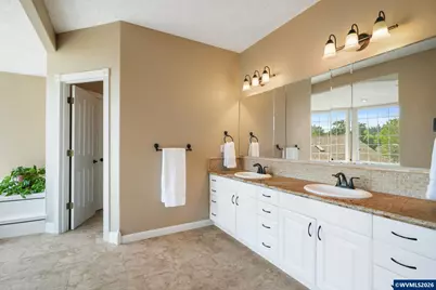 37310 Fawn Dr Dr, Lebanon, OR 97355 - Photo 16