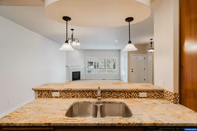 384 Market St NE, Salem, OR 97301 - Photo 18