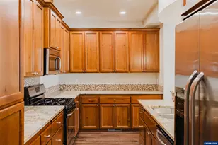 384 Market St NE, Salem, OR 97301 - Photo 16