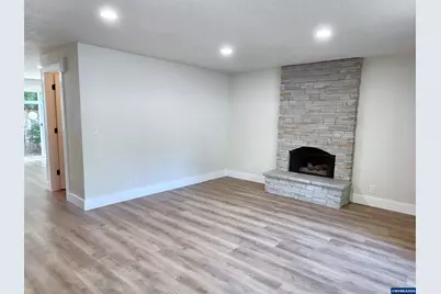 1050 Cardinal St NW, Salem, OR 97304 - Photo 4