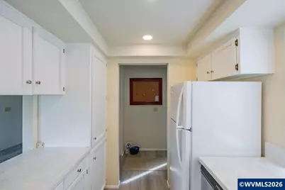 6680 Continental Cir SE, Salem, OR 97306 - Photo 12