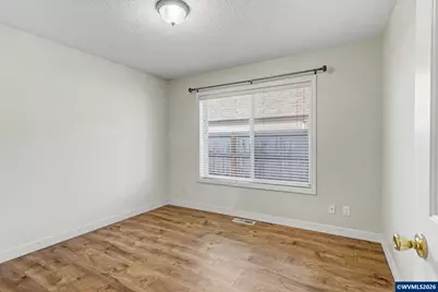 754 Pinehurst Av NE, Keizer, OR 97303 - Photo 38