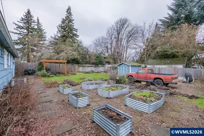1770 D St NE, Salem, OR 97301 - Photo 32