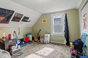 213 Mill St, Silverton, OR 97381 - Photo 16