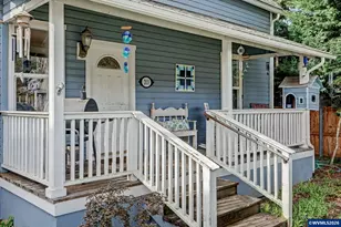 213 Mill St, Silverton, OR 97381 - Photo 4