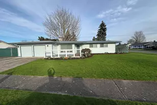 4426 46th Ave NE, Salem, OR 97305 - Photo 1