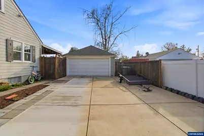 1160 Columbia St NE, Salem, OR 97301 - Photo 4