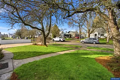 1160 Columbia St NE, Salem, OR 97301 - Photo 6