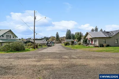 153 3rd St, Falls City, OR 97344 - Photo 10