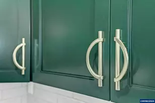 2761 23rd Ave NW, Albany, OR 97321 - Photo 14