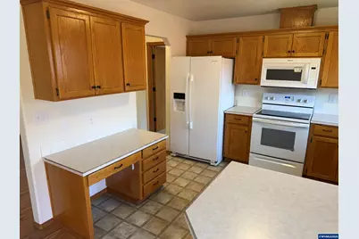 6853 Arborwood Ct NE, Keizer, OR 97303 - Photo 10