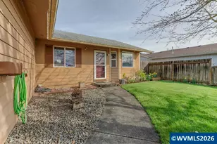 1636 SE Jonathan Ave, Dallas, OR 97338 - Photo 4