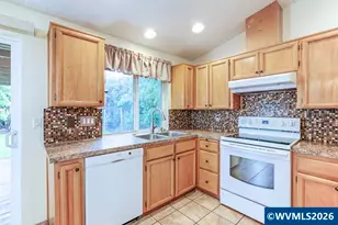 1636 SE Jonathan Ave, Dallas, OR 97338 - Photo 12