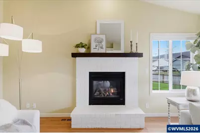 5718 E St, Springfield, OR 97478 - Photo 10