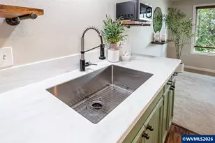 1755 NW Grant Cir, Corvallis, OR 97330 - Photo 18