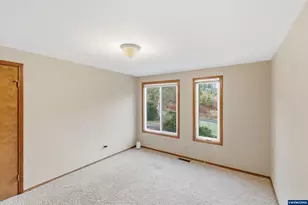 39037 White Fir Ln, Corvallis, OR 97330 - Photo 18