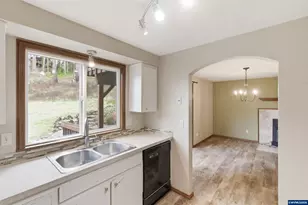 39037 White Fir Ln, Corvallis, OR 97330 - Photo 14