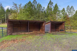 39037 White Fir Ln, Corvallis, OR 97330 - Photo 40