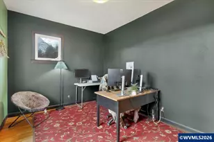 633 SE Ash St, Dallas, OR 97338 - Photo 24