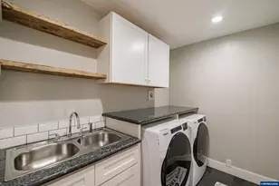 7500 Spring Valley Rd NW, Salem, OR 97304 - Photo 36