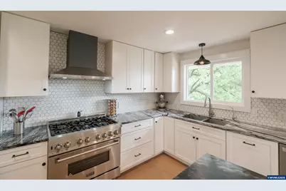 7500 Spring Valley Rd NW, Salem, OR 97304 - Photo 10