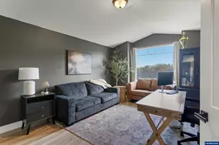 5611 Jeremy Valley Dr SE, Salem, OR 97306 - Photo 8