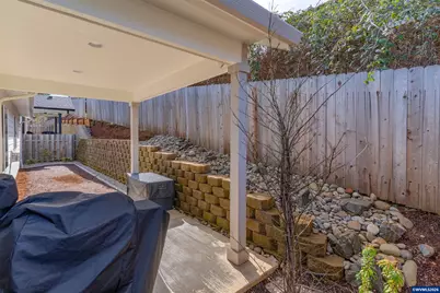 5611 Jeremy Valley Dr SE, Salem, OR 97306 - Photo 36