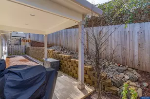 5611 Jeremy Valley Dr SE, Salem, OR 97306 - Photo 36