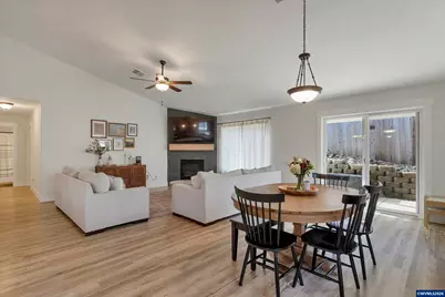 5611 Jeremy Valley Dr SE, Salem, OR 97306 - Photo 16