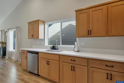 5611 Jeremy Valley Dr SE, Salem, OR 97306 - Photo 14