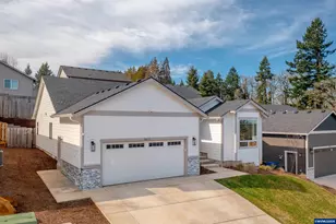 5611 Jeremy Valley Dr SE, Salem, OR 97306 - Photo 2