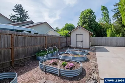 2502 Waverly Ct SE, Albany, OR 97322 - Photo 42