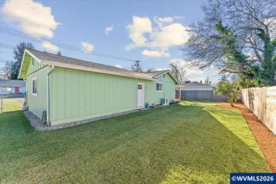 395 Stark St N, Salem, OR 97303 - Photo 28
