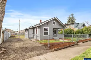 1173 15th St SE, Salem, OR 97302 - Photo 2