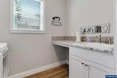 1751 SE Academy St, Dallas, OR 97738 - Photo 22