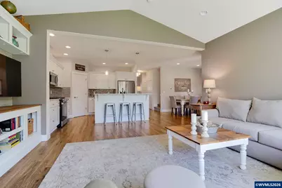 1751 SE Academy St, Dallas, OR 97738 - Photo 16