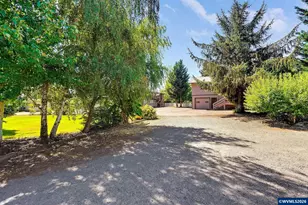 8748 Enclid St NE, Salem, OR 97305 - Photo 4