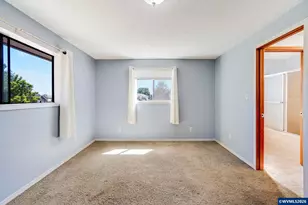 8748 Enclid St NE, Salem, OR 97305 - Photo 18