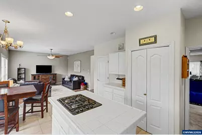 1806 Teton Dr E, Monmouth, OR 97361 - Photo 16