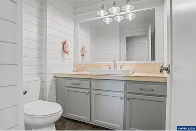 742 E Main St, Sublimity, OR 97385 - Photo 28