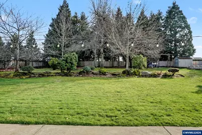 742 E Main St, Sublimity, OR 97385 - Photo 44